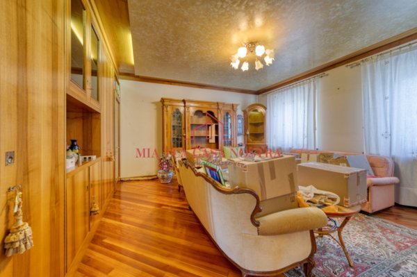 casa indipendente in vendita a Pieve del Grappa in zona Crespano del Grappa