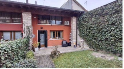 appartamento in vendita a Pieve del Grappa in zona Paderno del Grappa