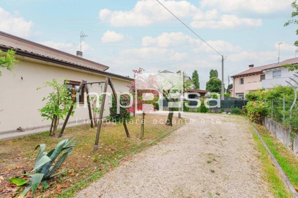 casa indipendente in vendita ad Annone Veneto