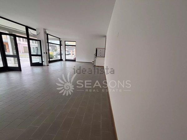 negozio in vendita ad Annone Veneto