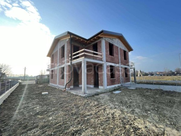 casa indipendente in vendita ad Annone Veneto