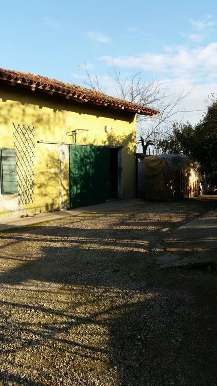 casa indipendente in vendita ad Annone Veneto in zona Loncon