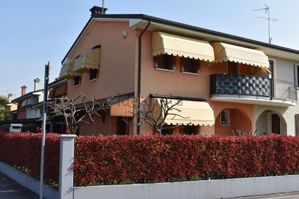 appartamento in vendita ad Annone Veneto in zona Giai