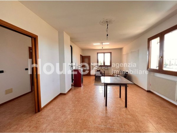 casa indipendente in vendita ad Annone Veneto in zona Giai