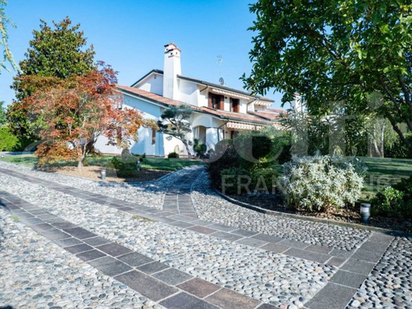 casa indipendente in vendita ad Annone Veneto in zona Giai
