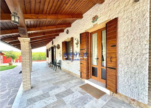casa indipendente in vendita a Campagna Lupia