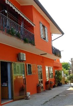 negozio in vendita a Campagna Lupia
