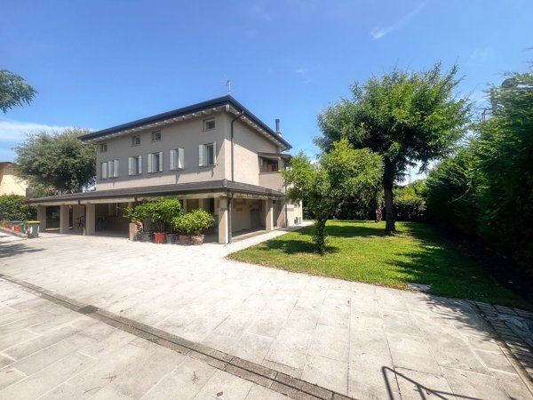 casa indipendente in vendita a Campagna Lupia