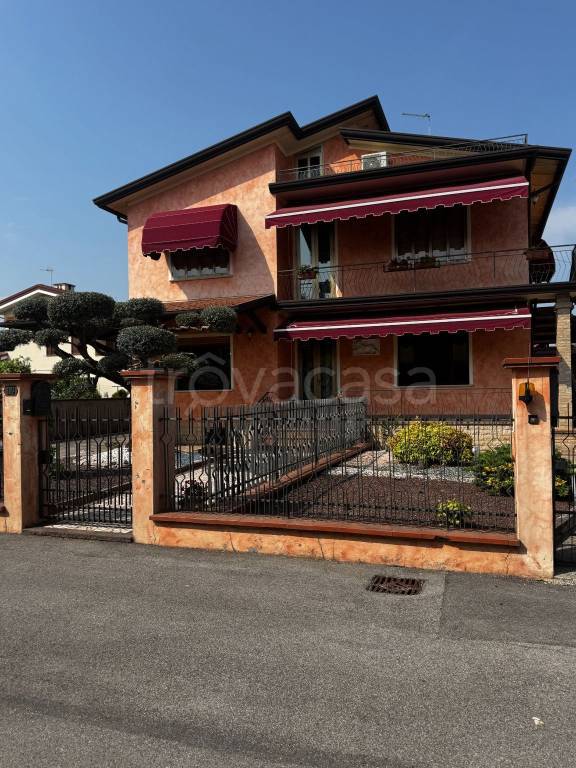 appartamento in vendita a Campagna Lupia