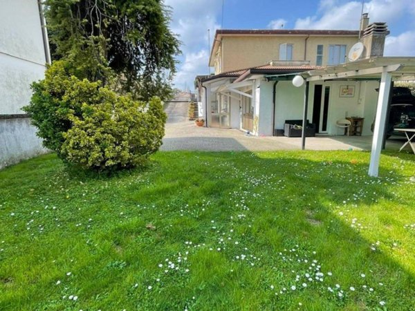 appartamento in vendita a Campagna Lupia