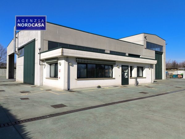 capannone in vendita a Campagna Lupia