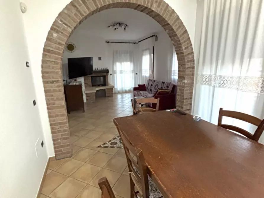 appartamento in vendita a Campagna Lupia in zona Lova