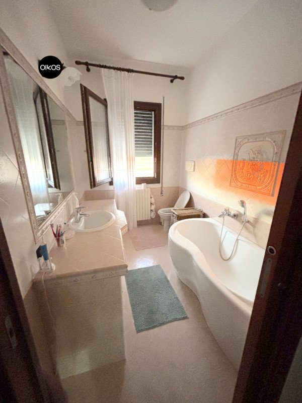 appartamento in vendita a Campagna Lupia in zona Lova