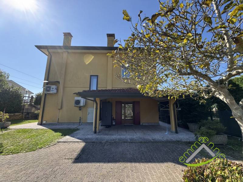 casa indipendente in vendita a Campagna Lupia