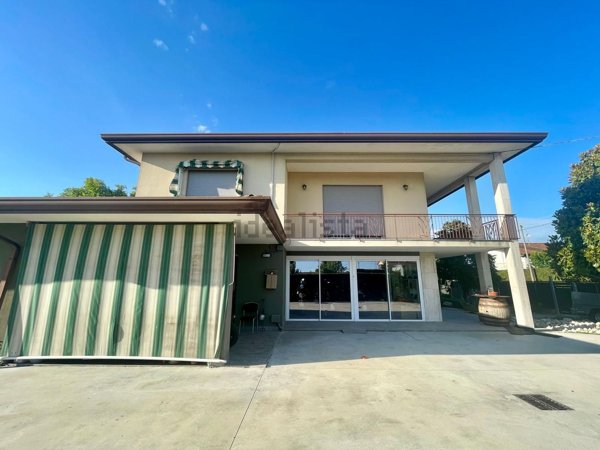 casa indipendente in vendita a Campagna Lupia