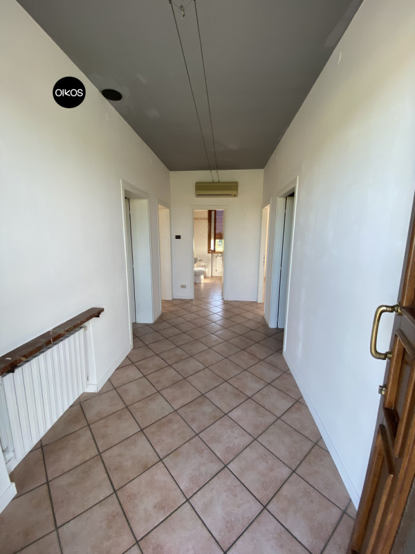 appartamento in vendita a Campagna Lupia in zona Lova