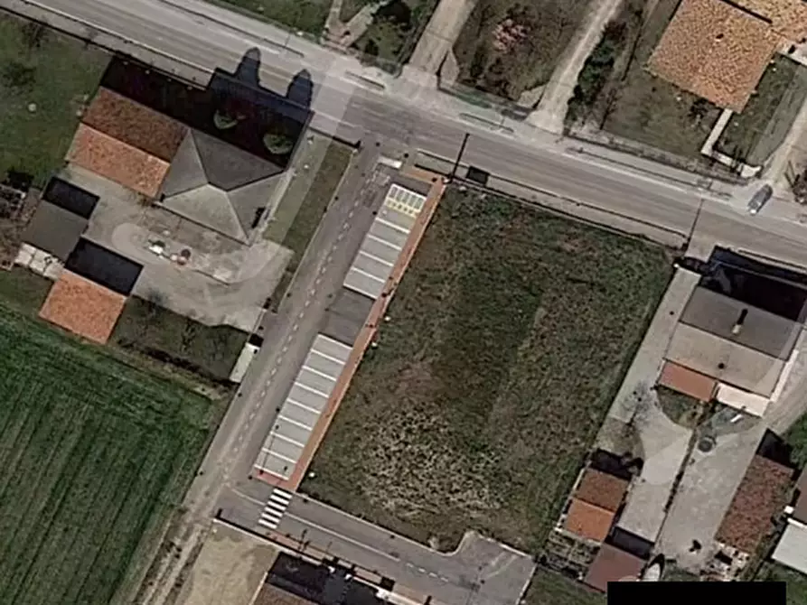 terreno edificabile in vendita a Campagna Lupia