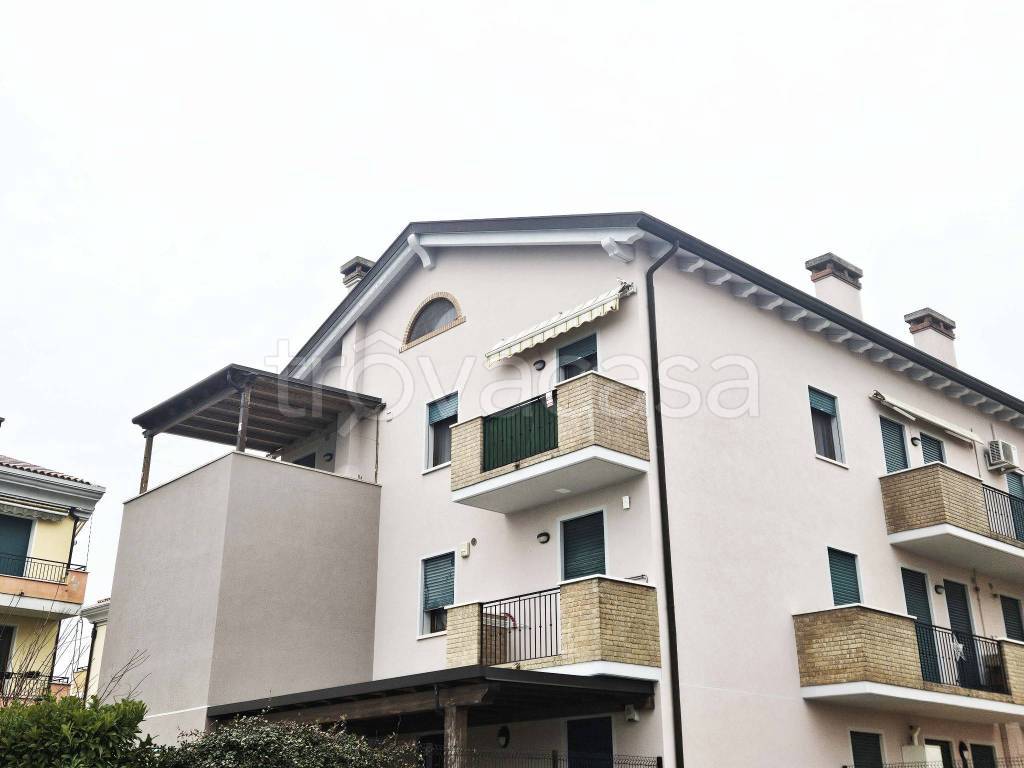 appartamento in vendita a Campagna Lupia