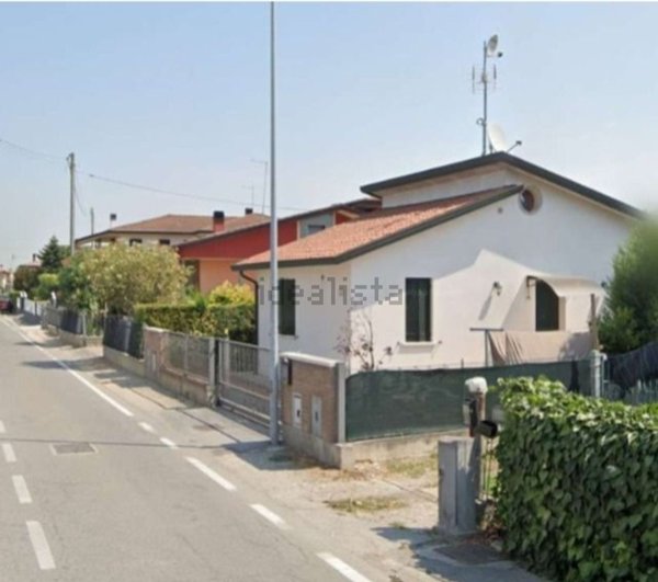 casa indipendente in vendita a Campagna Lupia