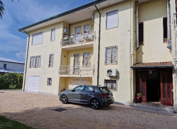 appartamento in vendita a Campagna Lupia