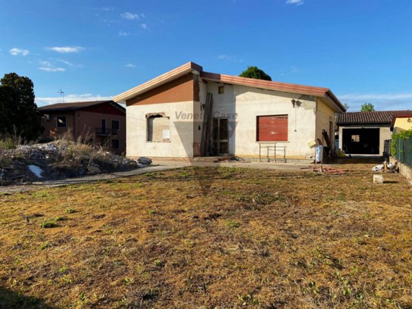 casa indipendente in vendita a Campagna Lupia