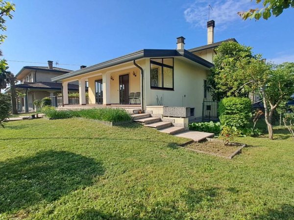 casa indipendente in vendita a Campagna Lupia