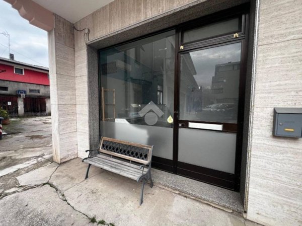 negozio in vendita a Campagna Lupia