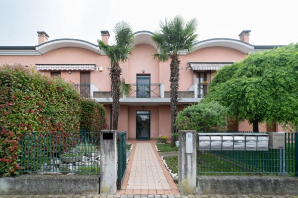 appartamento in vendita a Campagna Lupia