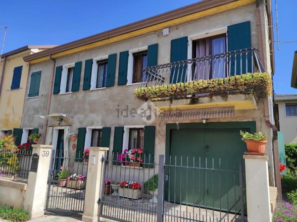 pentavano in vendita a Campolongo Maggiore