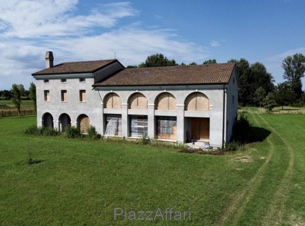 casa indipendente in vendita a Campolongo Maggiore