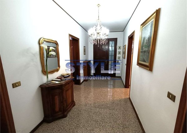 casa indipendente in vendita a Campolongo Maggiore in zona Bojon