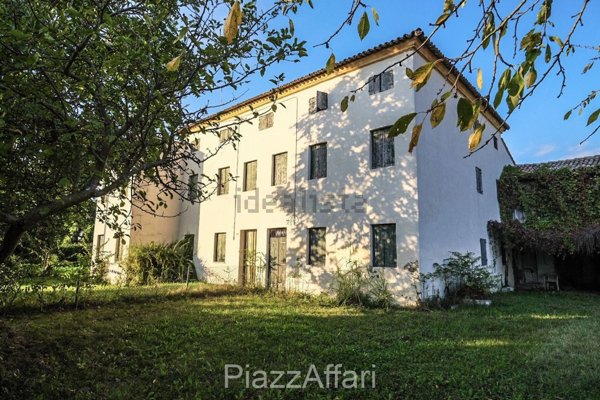 quadrivano in vendita a Campolongo Maggiore