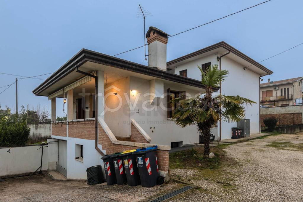 appartamento in vendita a Campolongo Maggiore in zona Bojon