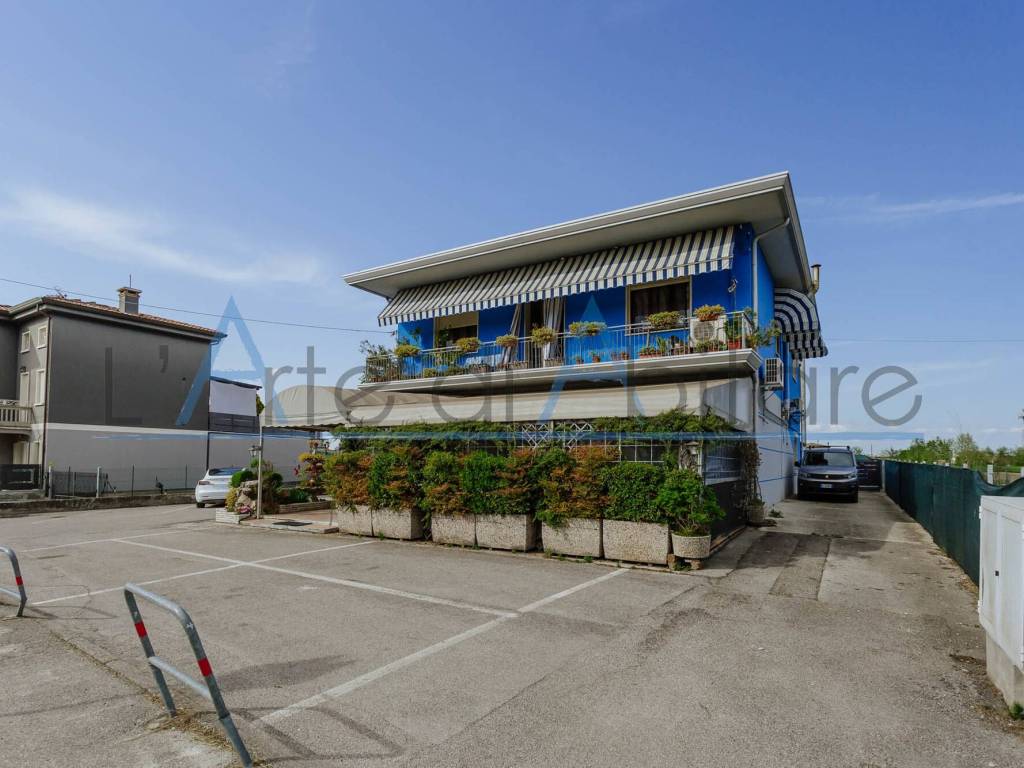 casa indipendente in vendita a Campolongo Maggiore