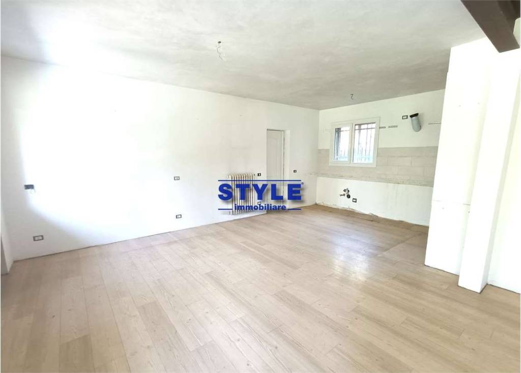 casa indipendente in vendita a Campolongo Maggiore