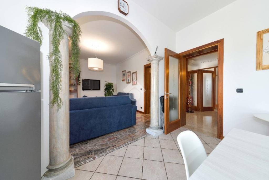 appartamento in vendita a Campolongo Maggiore in zona Bojon