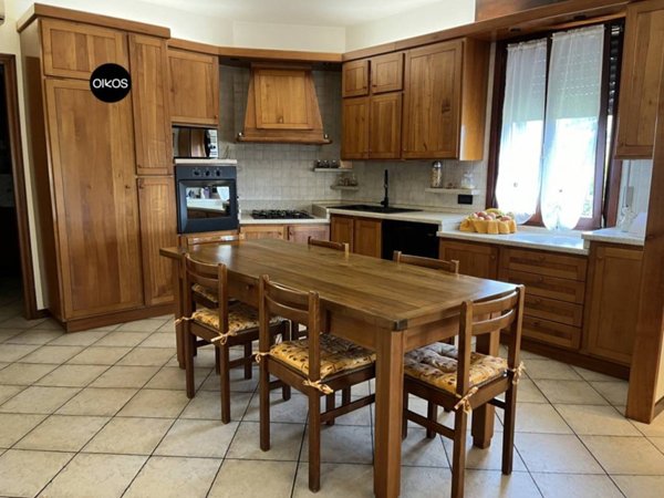 casa indipendente in vendita a Campolongo Maggiore in zona Bojon