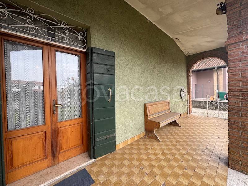 casa indipendente in vendita a Campolongo Maggiore in zona Bojon