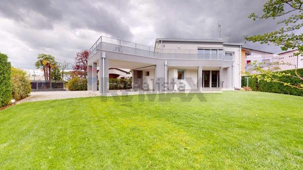 casa indipendente in vendita a Campolongo Maggiore