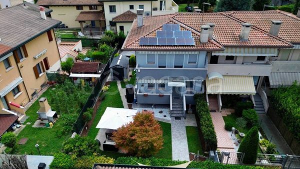casa indipendente in vendita a Campolongo Maggiore