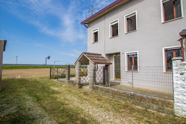 casa indipendente in vendita a Campolongo Maggiore