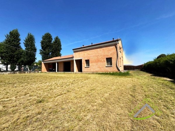 casa indipendente in vendita a Campolongo Maggiore in zona Bojon
