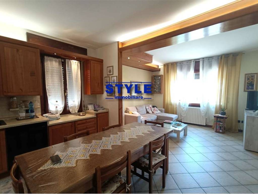 casa indipendente in vendita a Campolongo Maggiore in zona Bojon