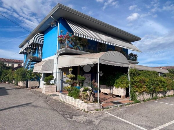 casa indipendente in vendita a Campolongo Maggiore