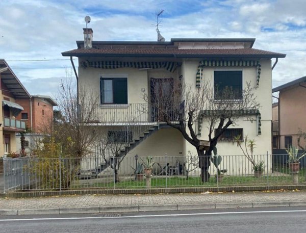 casa indipendente in vendita a Campolongo Maggiore
