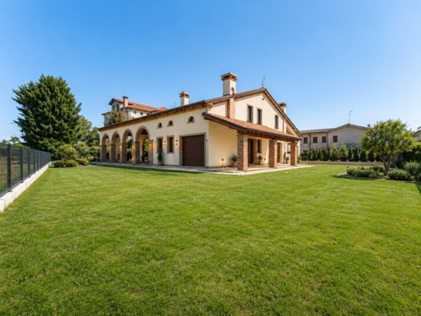 casa indipendente in vendita a Campolongo Maggiore