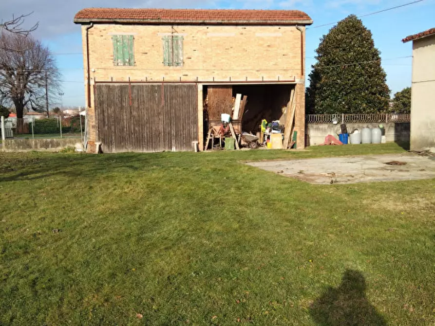 casa indipendente in vendita a Campolongo Maggiore in zona Bojon