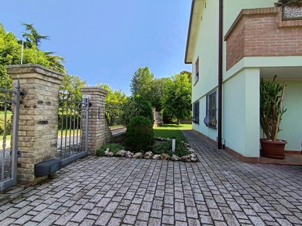 casa indipendente in vendita a Campolongo Maggiore