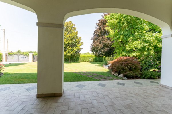 casa indipendente in vendita a Campolongo Maggiore