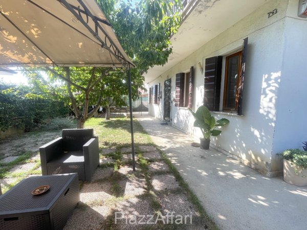 casa indipendente in vendita a Campolongo Maggiore in zona Liettoli